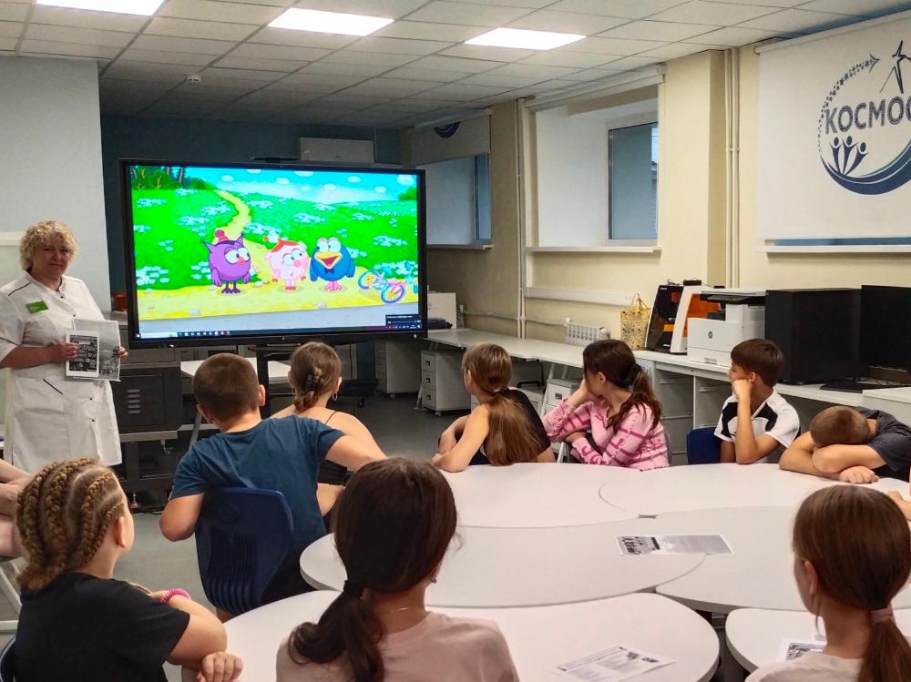 Сотрудники Центра здоровья посетили детский оздоровительный центр «Спутник», «Космос»